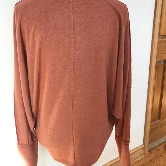 Sample NWOT Boho Dolman Sleeve Top - Picture 4 of 5